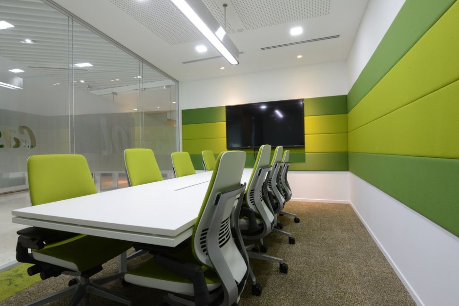 Кабинет в темно зеленых тонах