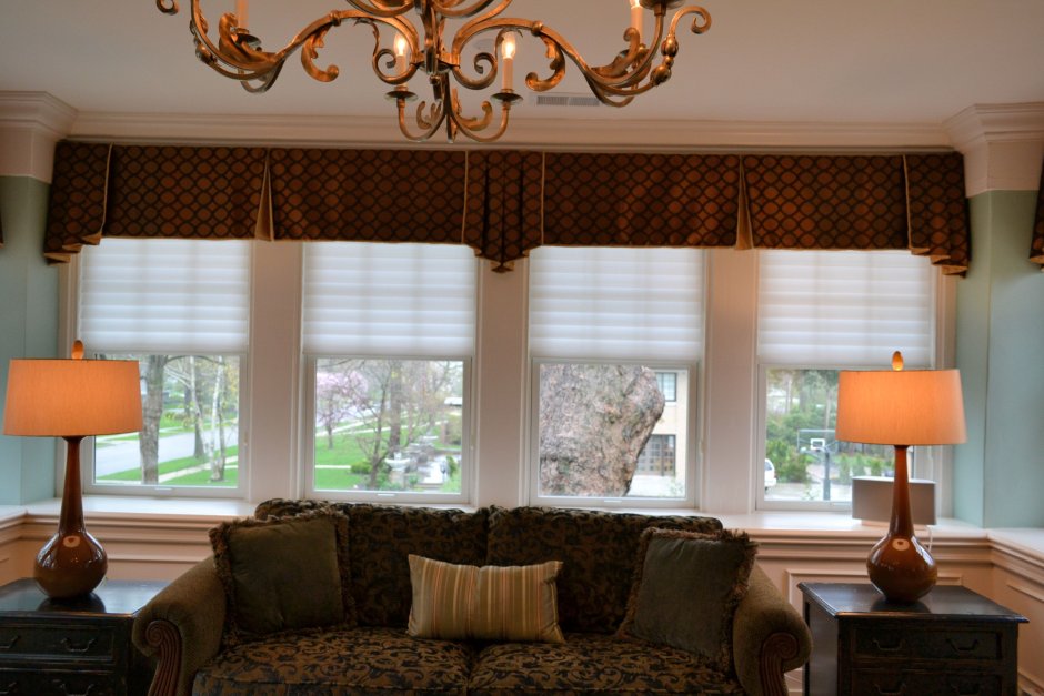 Римская штора с ламбрекеном