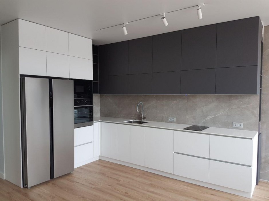 Матовая кухня без ручек