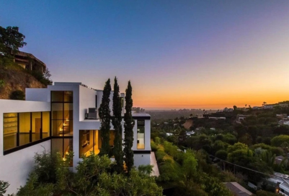 Дом Арианы Гранде в Лос Анджелесе