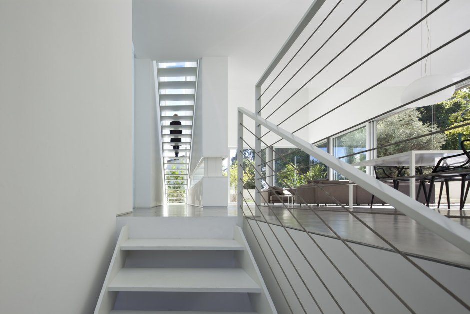 Металлическое ограждение лестницы