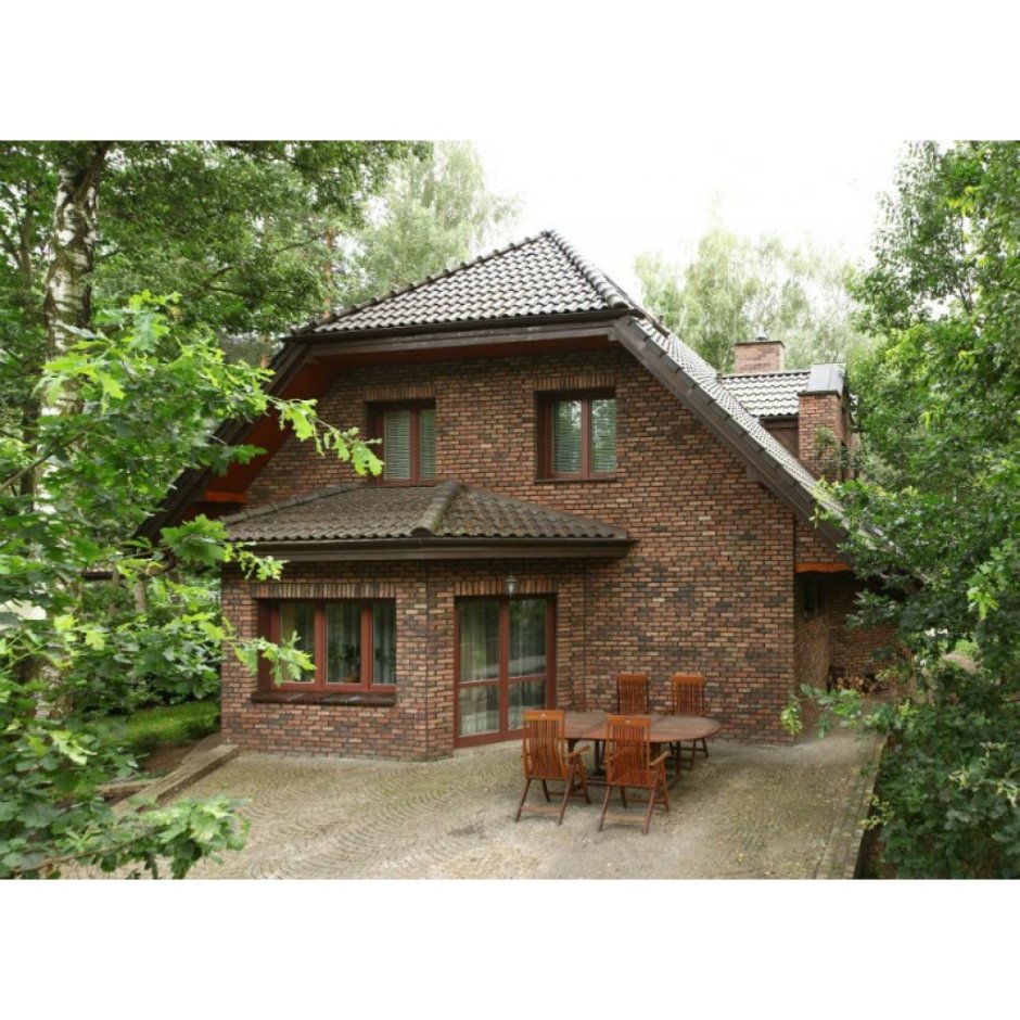 Дом под старину из кирпича