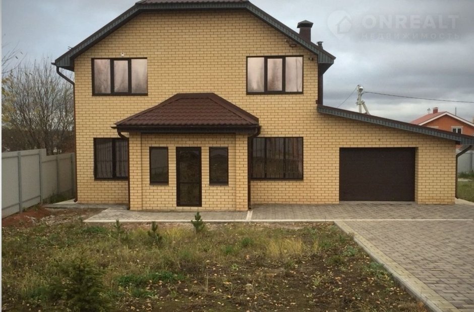 2х этажный кирпичный дом