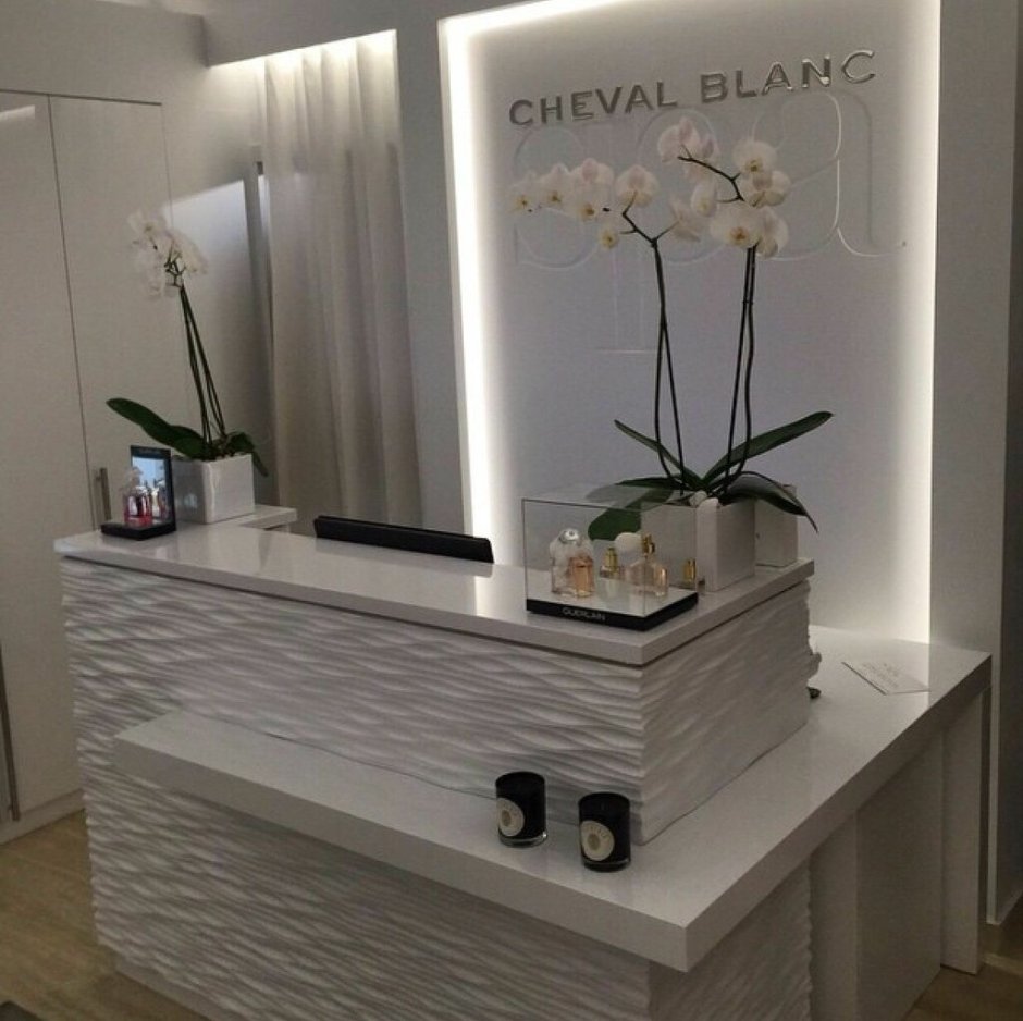 Этапы стерилизации инструментов мастера маникюра