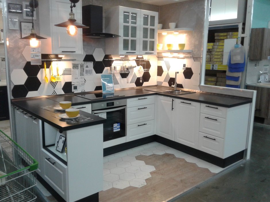 Кухня Леда Леруа