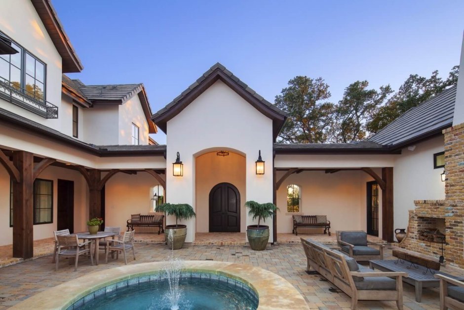 Коттеджи с внутренним двориком