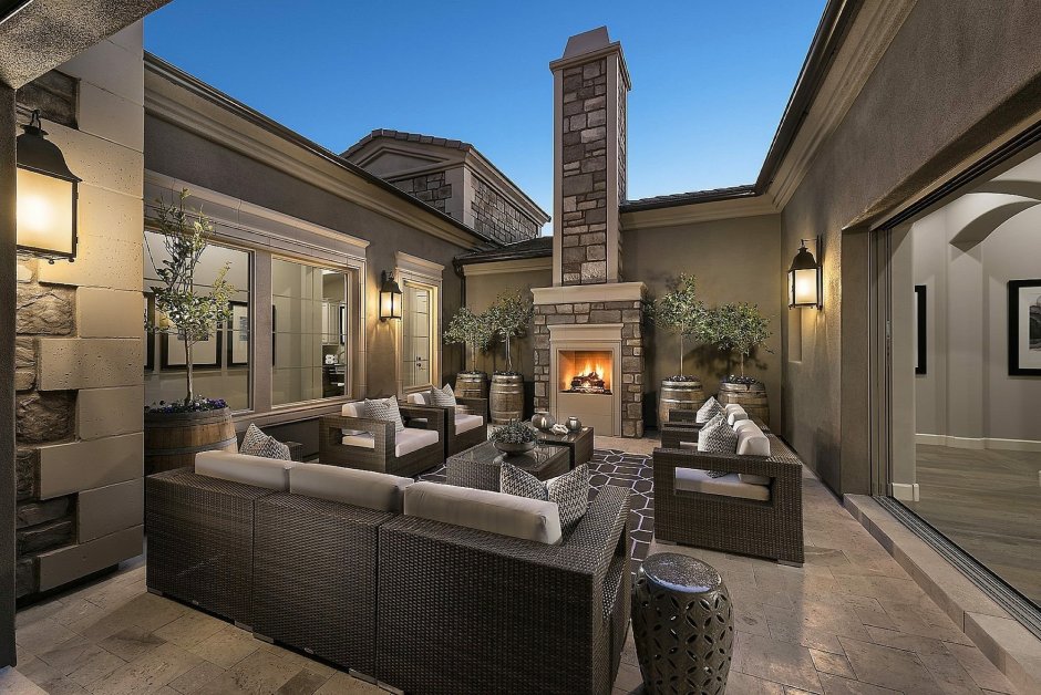 Домик с внутренним двориком