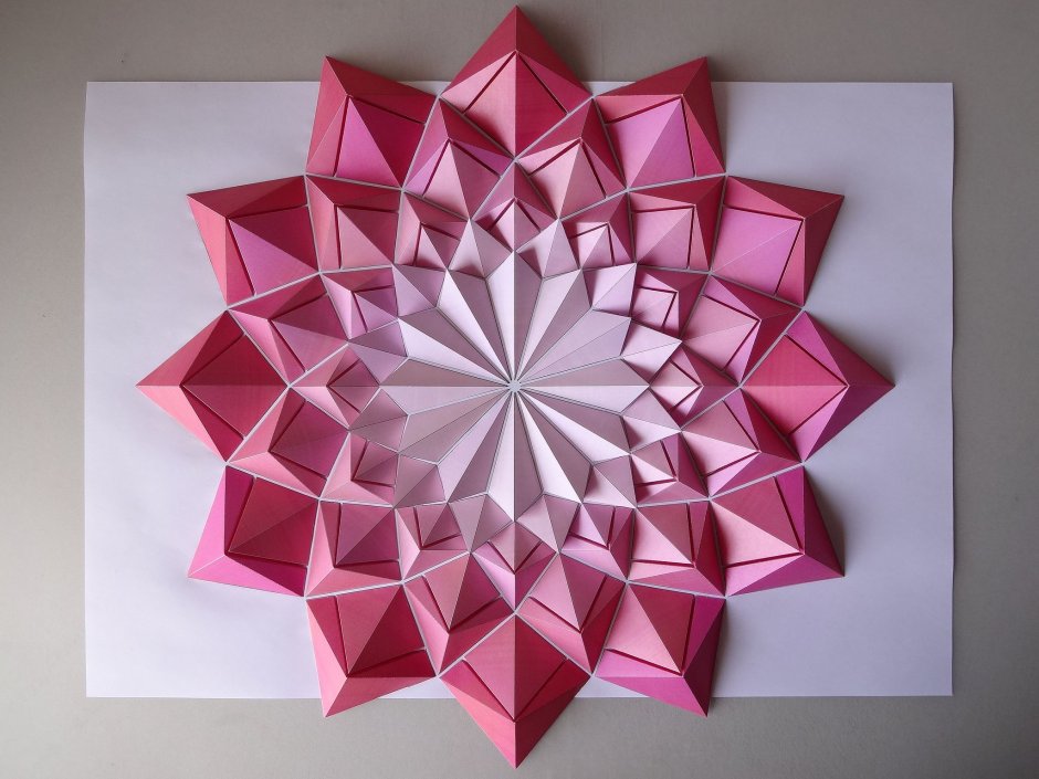 Панно из бумаги