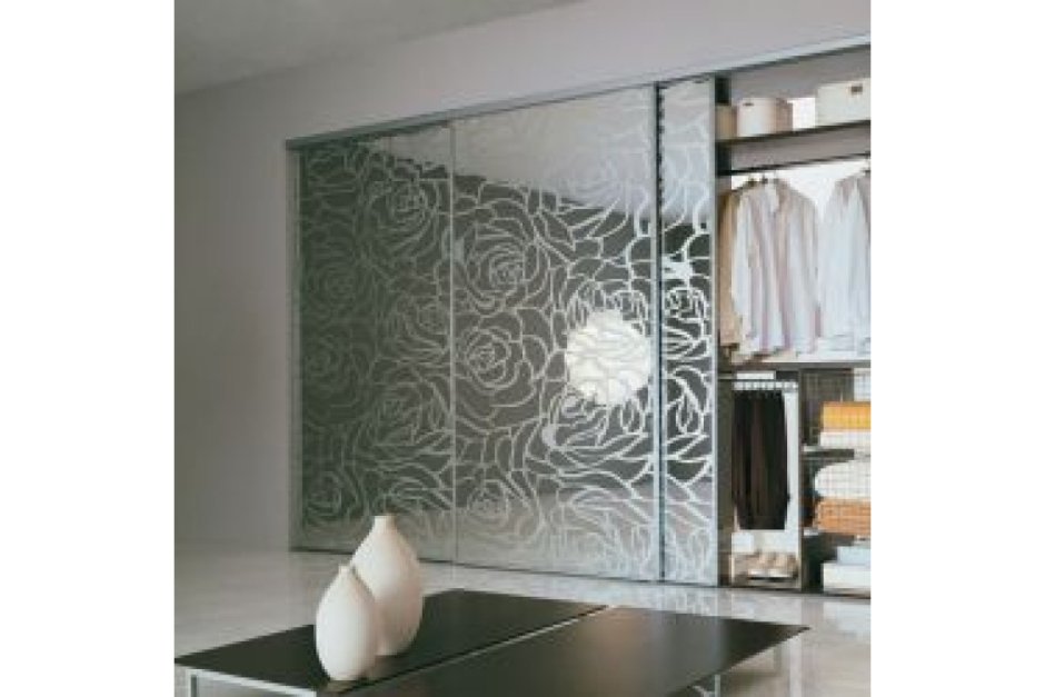 Пескоструйное стекло в интерьере