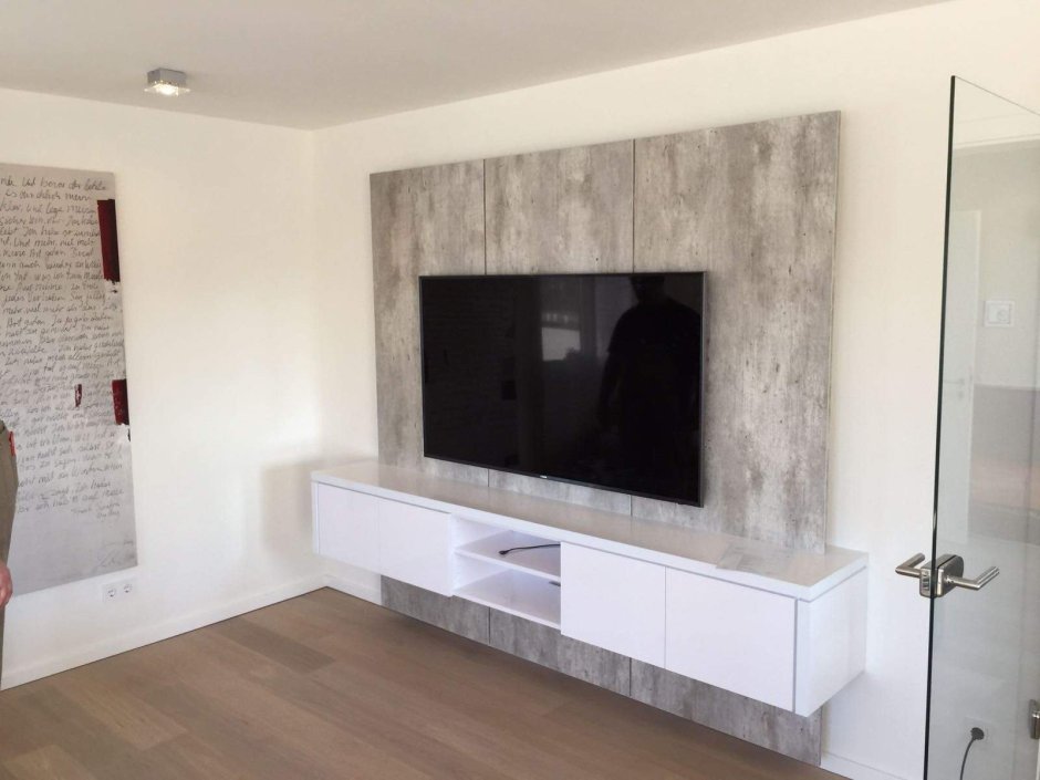 Фальш панель для телевизора на стену