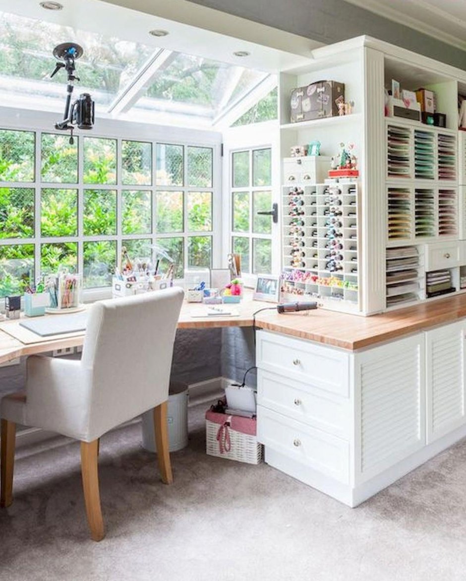 Уголок рукодельницы в маленькой квартире