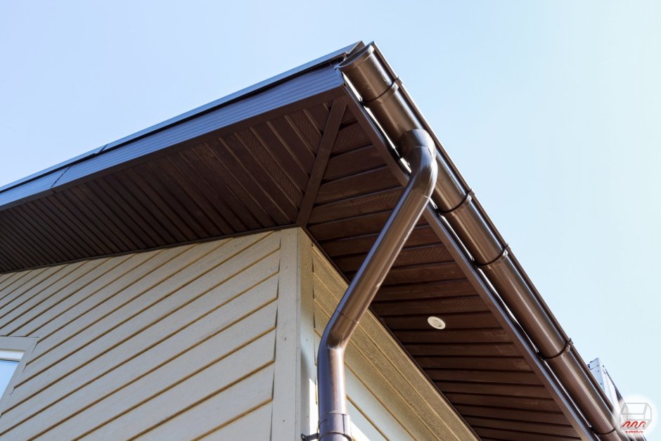 Софит с центральной перфорацией Docke