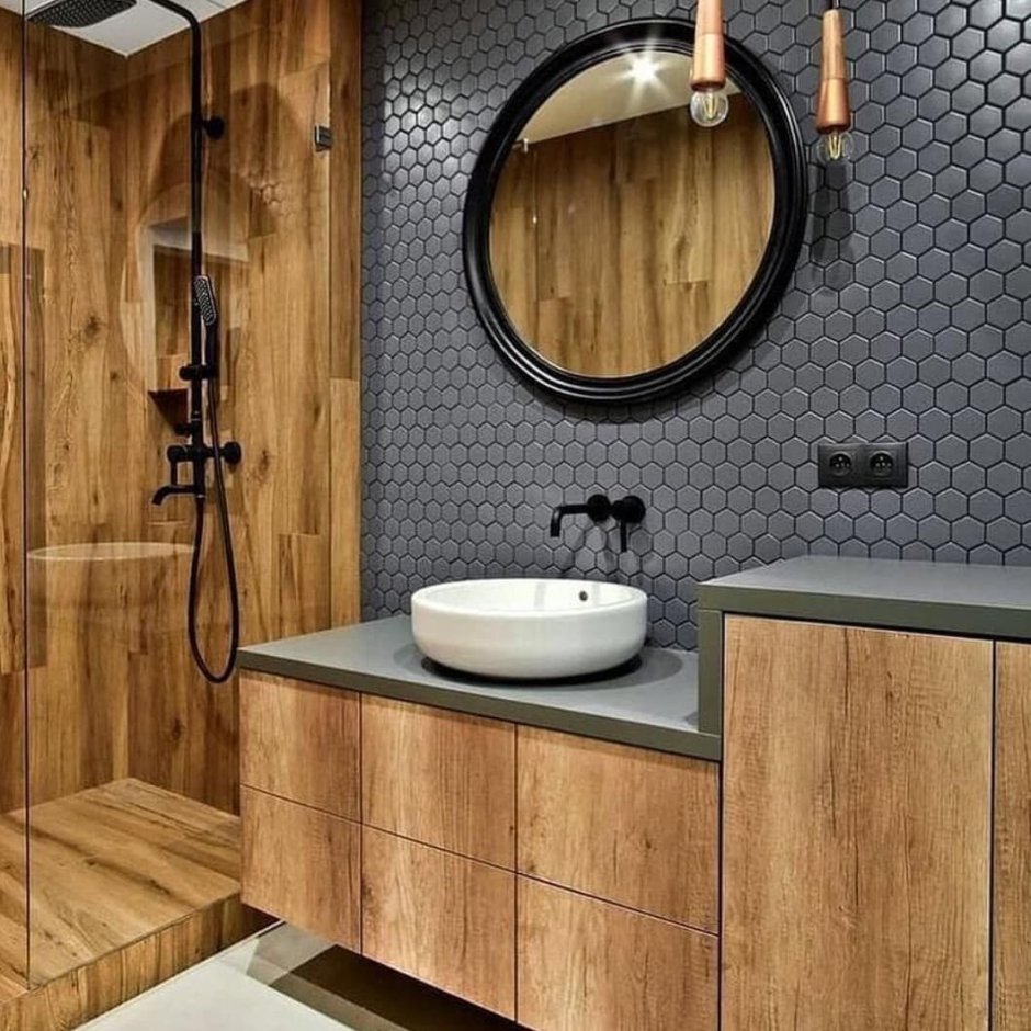 Санузел с плиткой под дерево