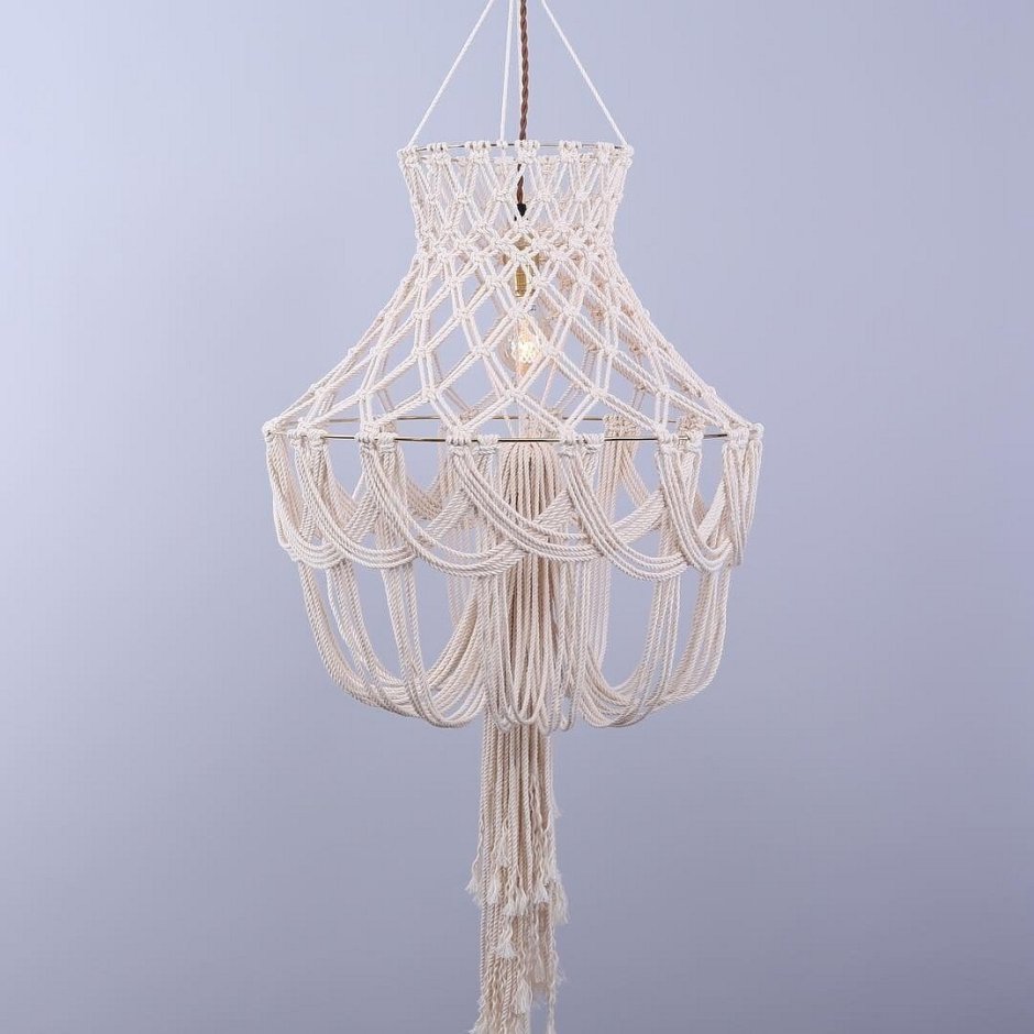 Абажур из кисточек макраме