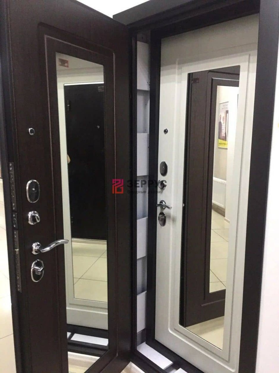 Входная дверь Царское зеркало муар белый ясень