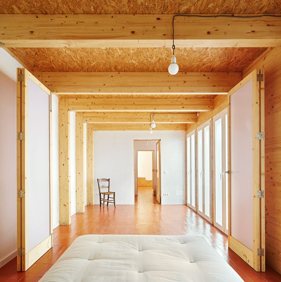 Отделка потолка в доме