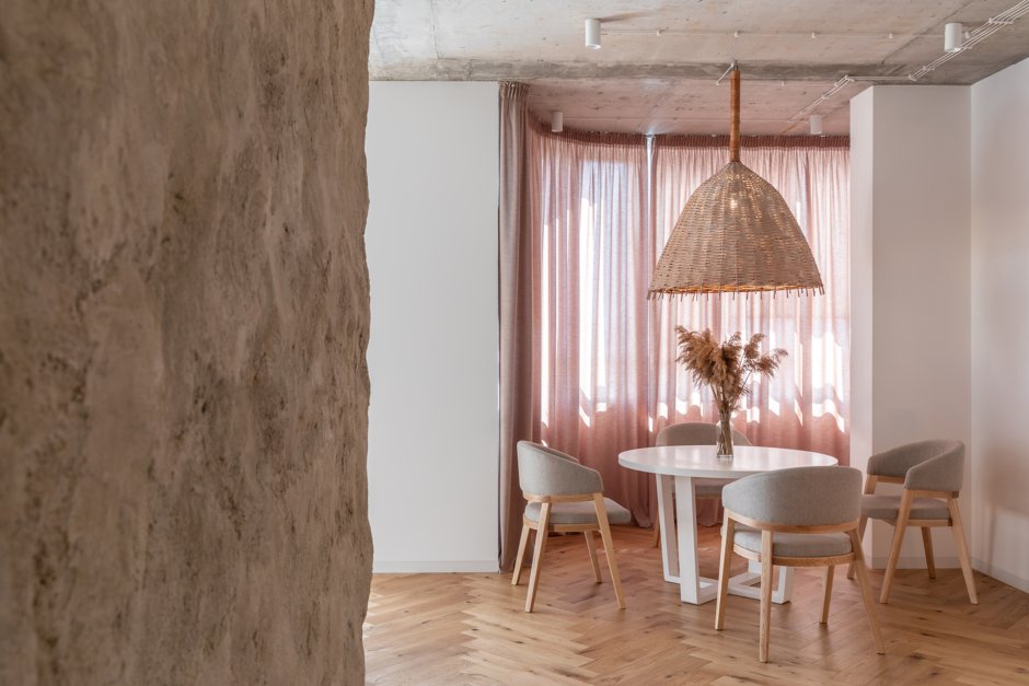 Отделка стен Мазанка