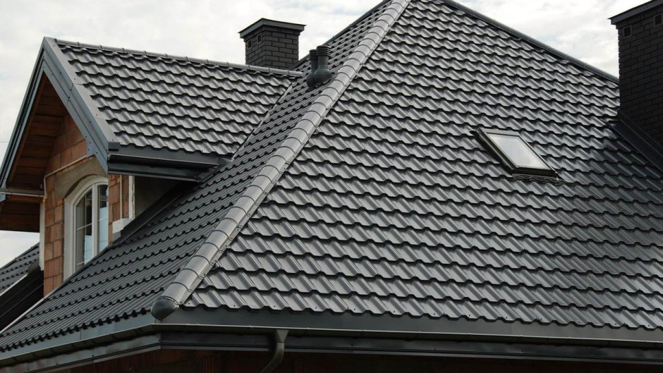 Темно серая крыша