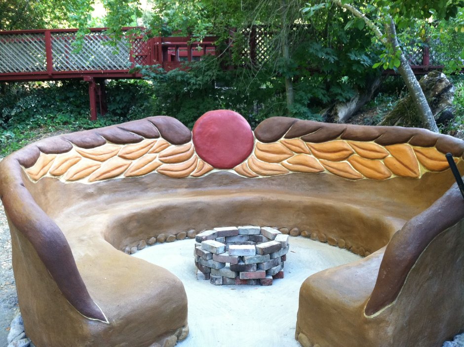 Лавочки для дачи своими руками из подручных материалов