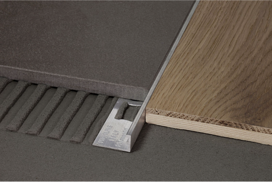 П-образный профиль PRFOL PROFINAL progress латунь полированная 2700 мм