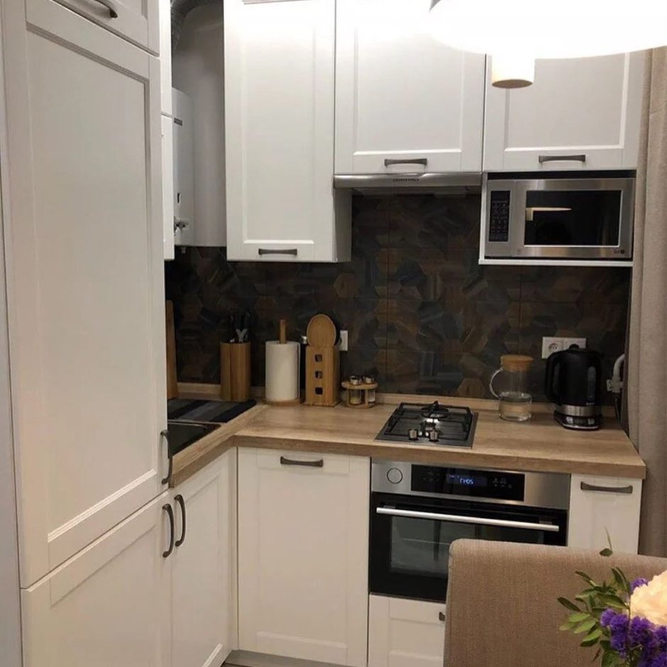 Маленький угловой кухонный гарнитур