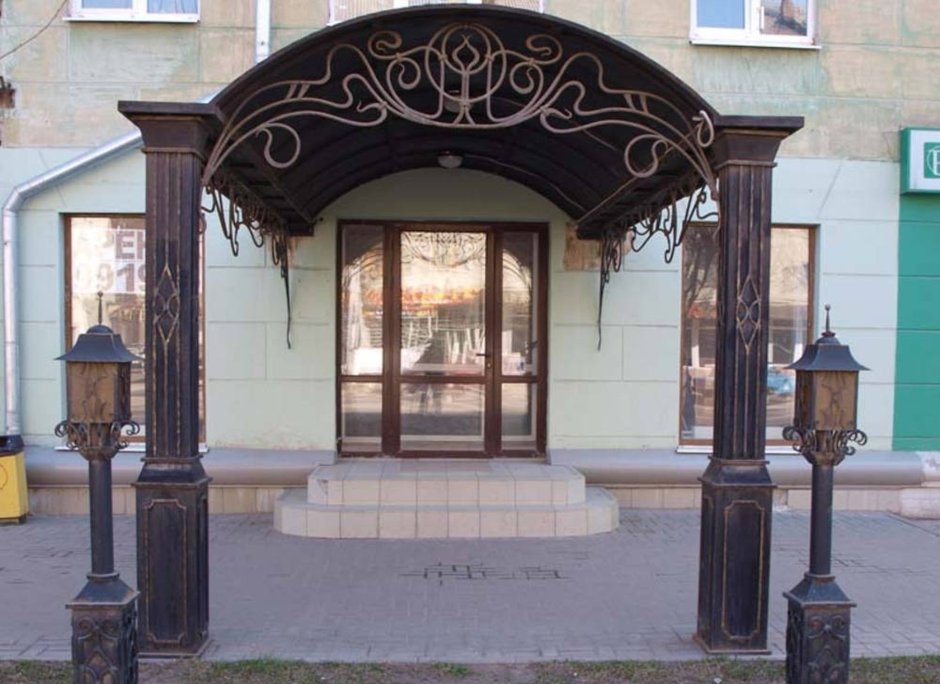 Красивые навесы с ковкой