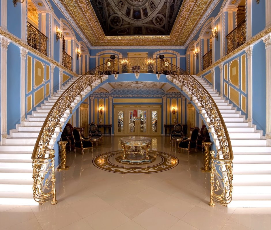 Королевский бальный зал