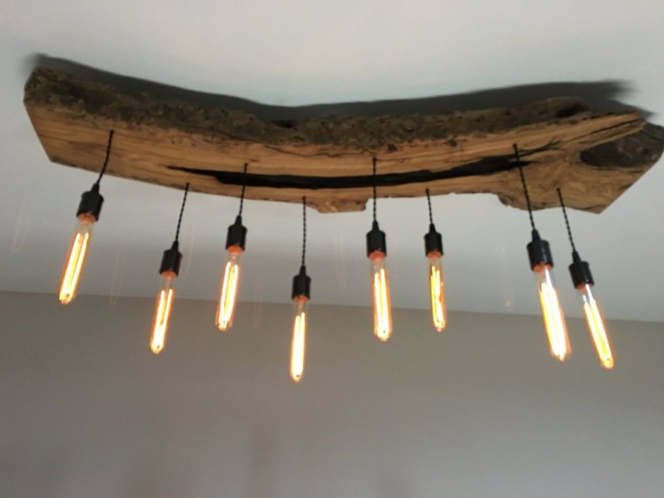 Люстра из винных бутылок