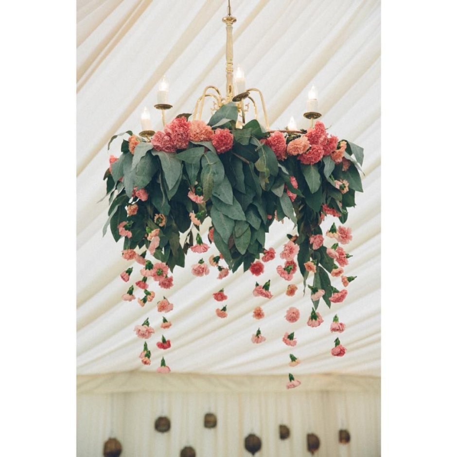 Подвесные композиции из цветов