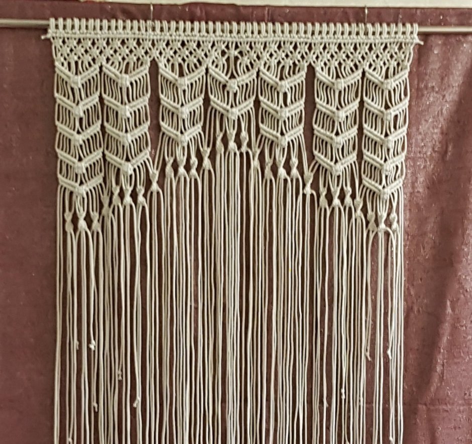 Макраме штора на фоне ткани