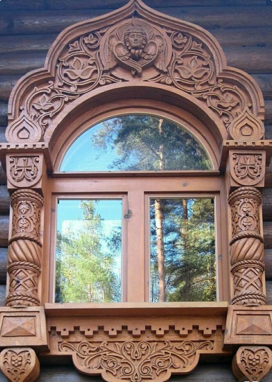 Наличники в псевдорусском стиле