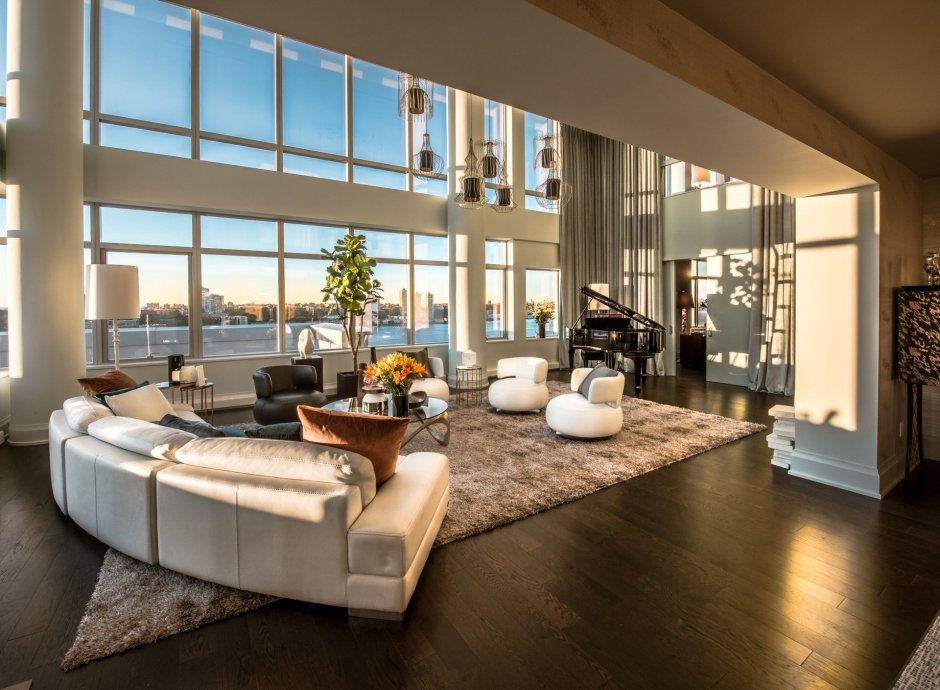 Гостиная с панорамными окнами