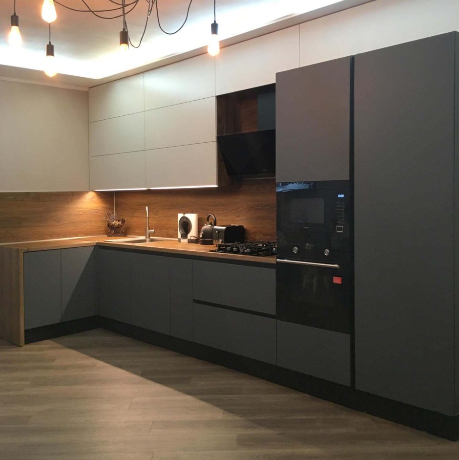 Кухня графит с белой столешницей