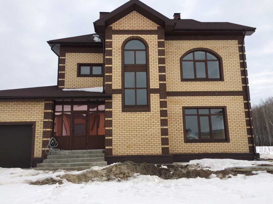 Дом из облицовочного кирпича