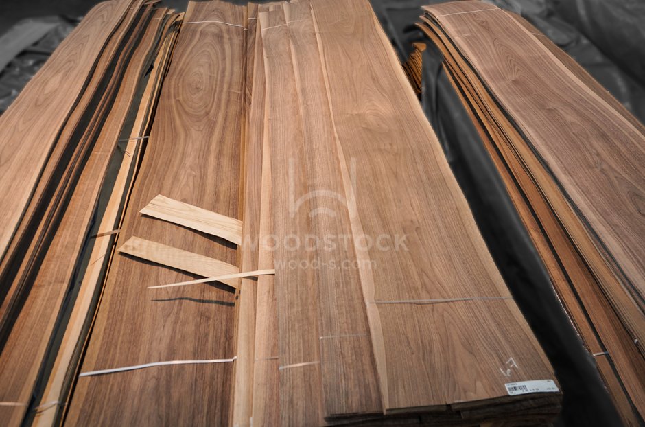 Ручки интегрированные в фасад шпон для кухни