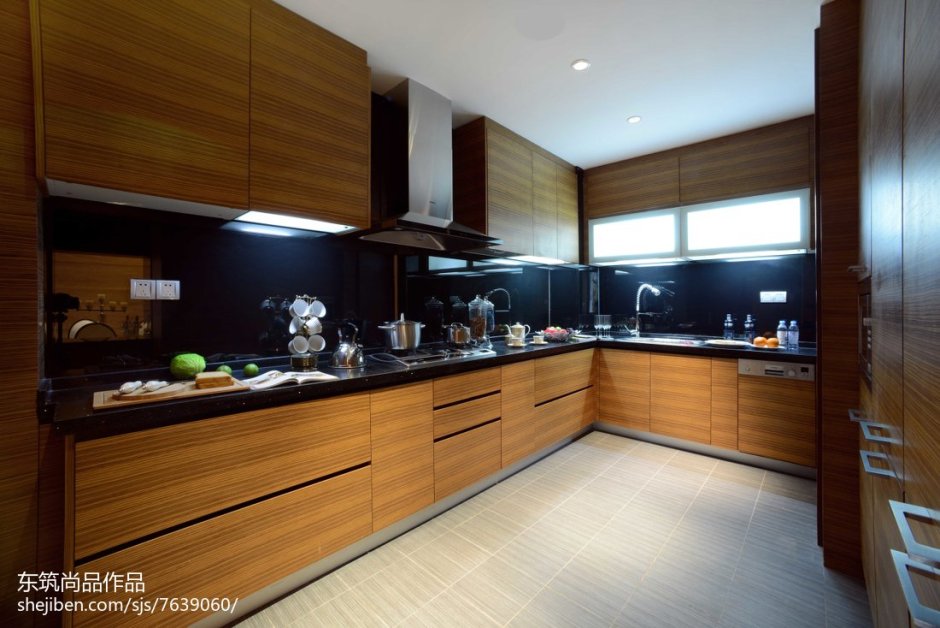 Шпон Тинео кухня