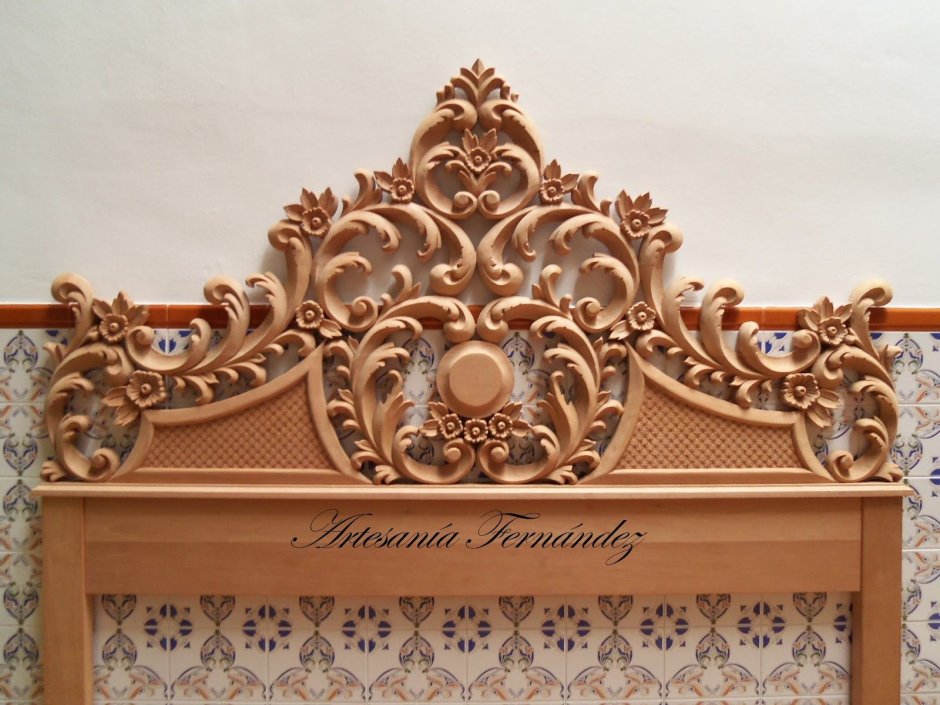 Декор спинки кровати