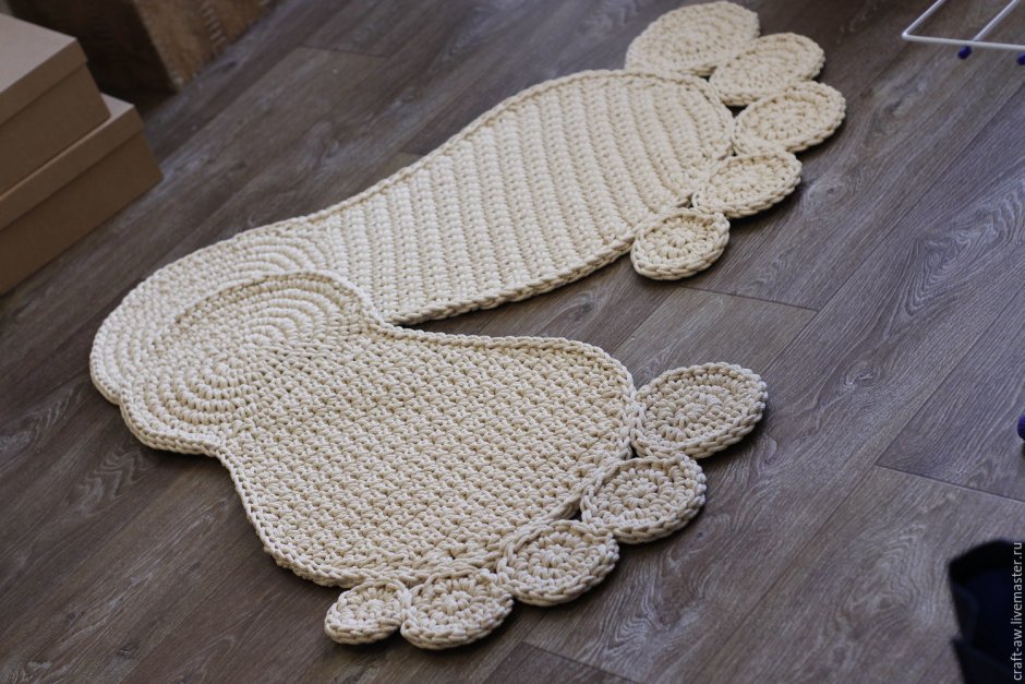 Вязаные коврики для ванной