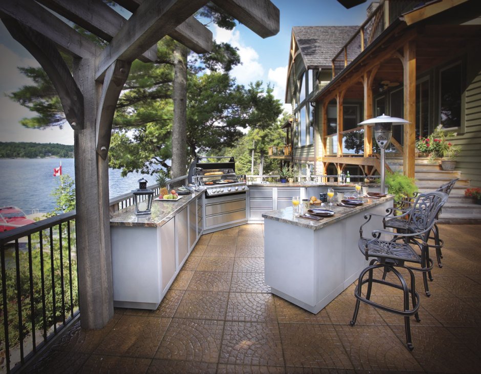 Летняя уличная кухня