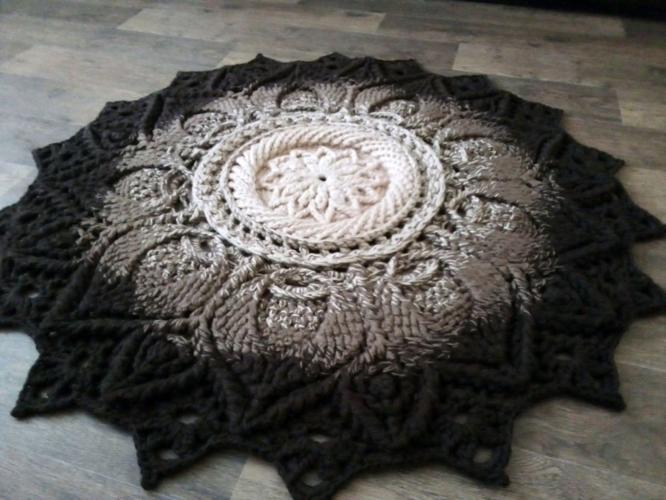 Ковер из полиэфирного шнура Наталья Алимпиева