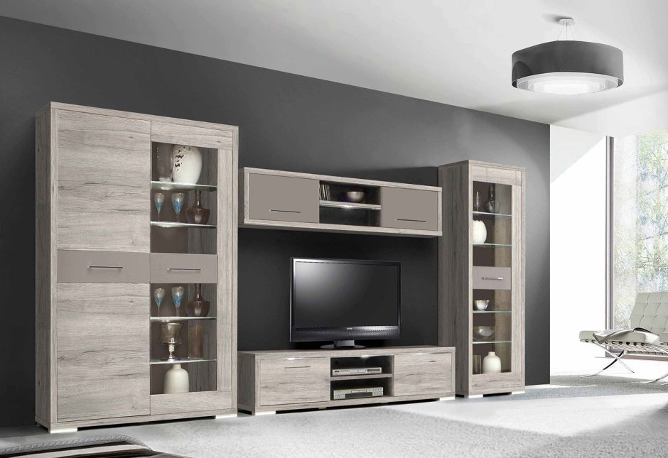 Гостиная со светлой мебелью