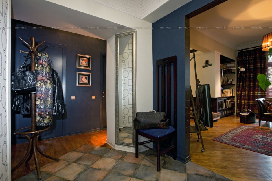 Прихожая в песочных тонах