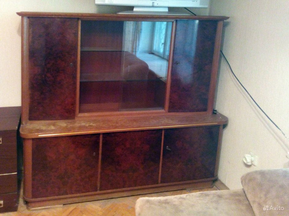 Сервант витрина Хельга 4.4