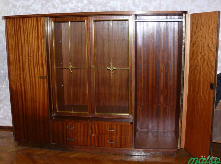 Стенка СССР 80х югославская