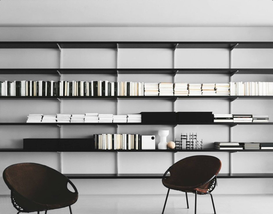 Рамки в темном интерьере