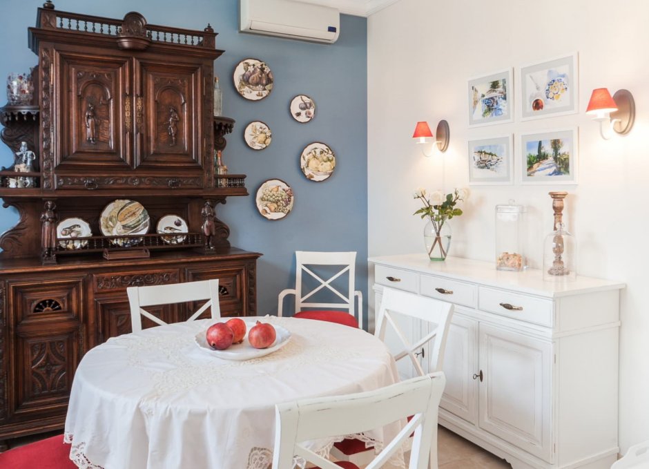 Винтажный сервант