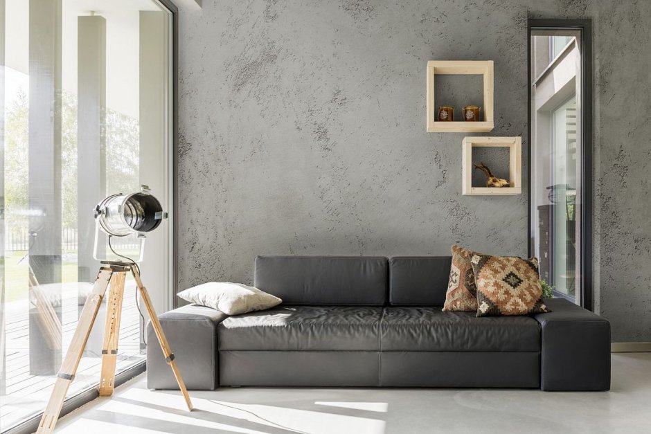 Грубая белая штукатурка