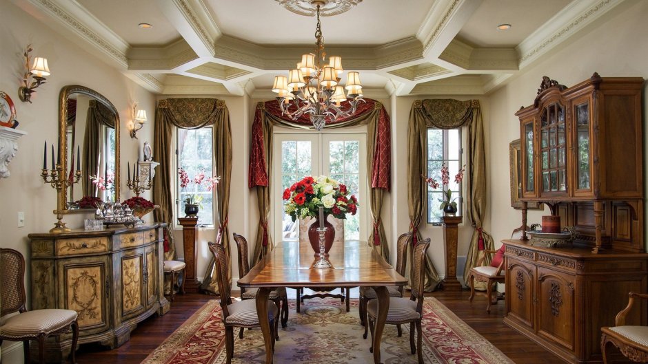 Интерьер столовой в английском стиле