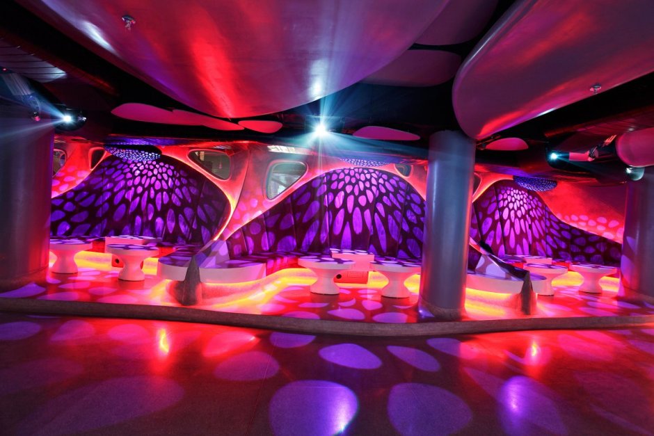 Кафе в стиле космос