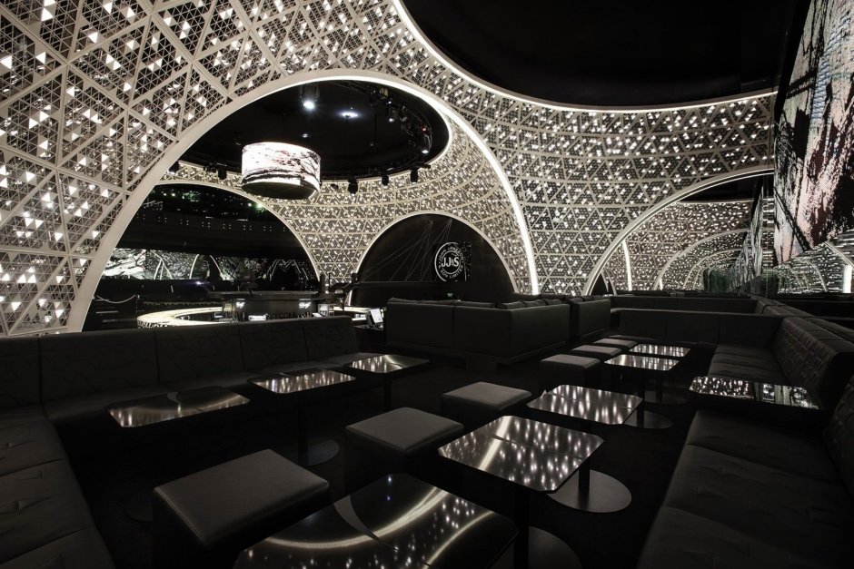 Ресторан в черном стиле